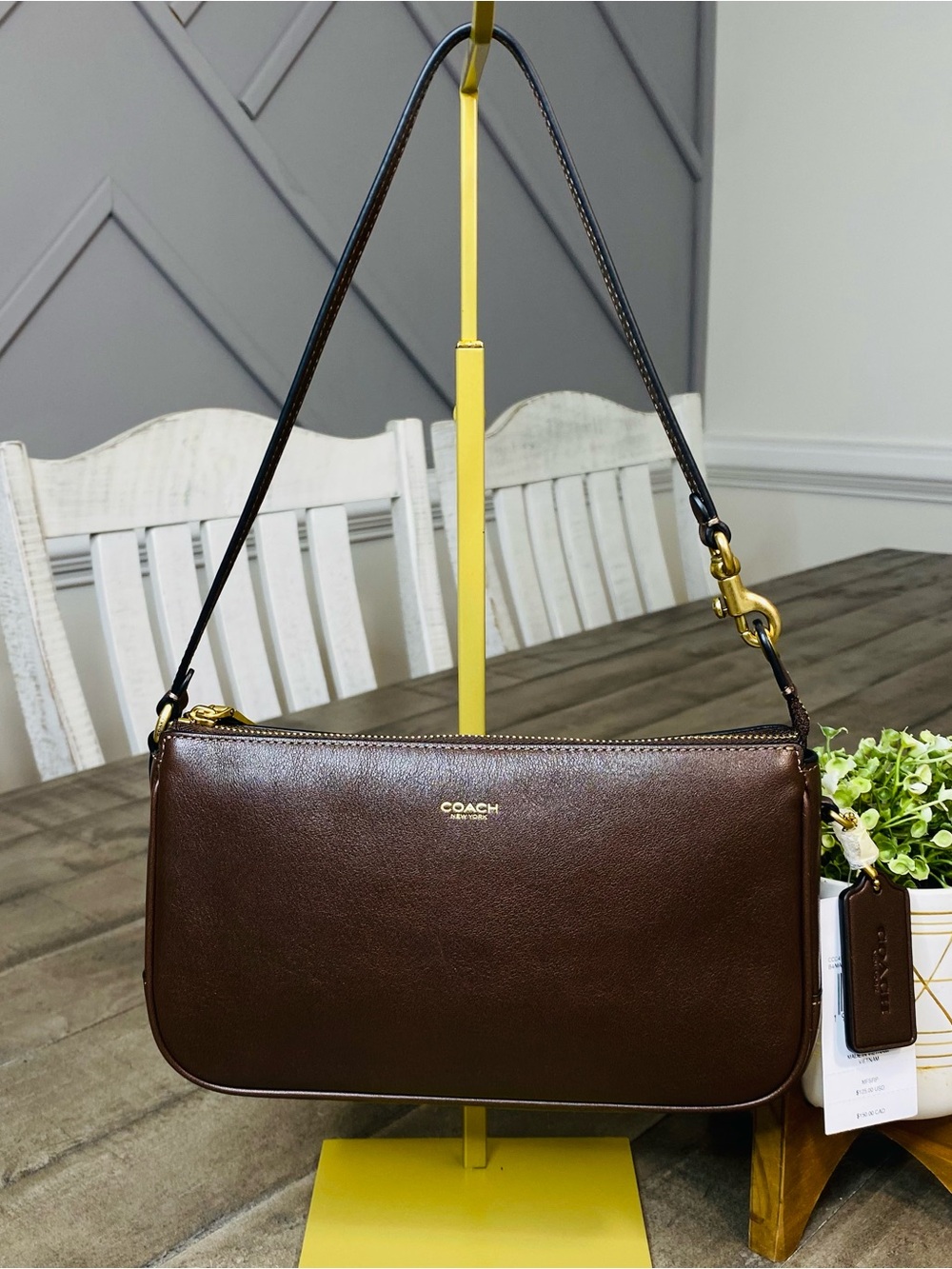 NWT Coach Plaza 22 Natural Grain Leather Shoulder Bag Maple Brown - Picture 2 of 9